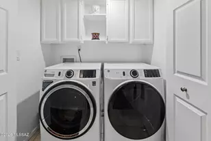 940 W Rio Magdalena, Green Valley, AZ 85614 - Photo 27