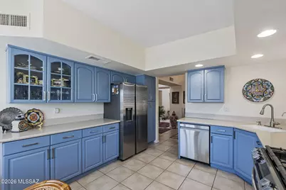 940 W Rio Magdalena, Green Valley, AZ 85614 - Photo 17