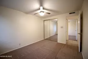 8133 E Colette Pl, Tucson, AZ 85710 - Photo 15