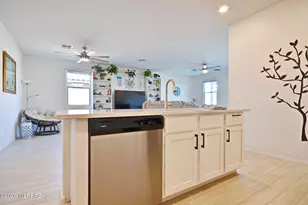 5552 W Tumacacori Trl, Tucson, AZ 85742 - Photo 13