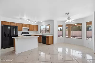 7141 W Deserama Drive, Tucson, AZ 85743 - Photo 11