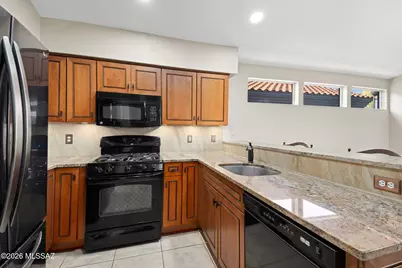 14014 N Trade Winds Way, Oro Valley, AZ 85755 - Photo 13