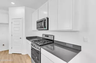 10436 W Thetford Ln, Marana, AZ 85653 - Photo 5