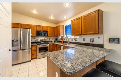 874 N Dusenburg Avenue, Tucson, AZ 85748 - Photo 3