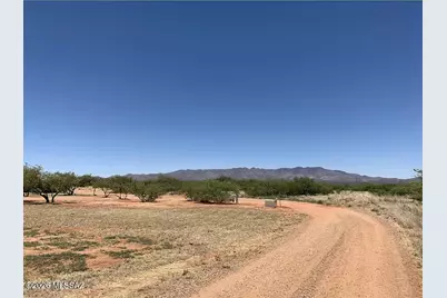 10193 E Windtalker Road, Hereford, AZ 85615 - Photo 15
