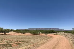 10193 E Windtalker Rd, Hereford, AZ 85615 - Photo 15