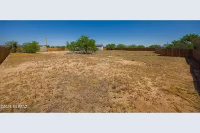 16351 W Six Gun Place, Tucson, AZ 85736 - Photo 21
