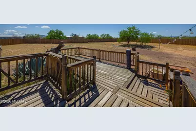 16351 W Six Gun Place, Tucson, AZ 85736 - Photo 19
