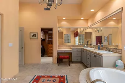 6438 N Desert Wind Circle, Tucson, AZ 85750 - Photo 27