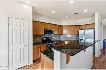 432 S Blue River Loop, Vail, AZ 85641 - Photo 11