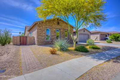 8461 N Gallant Fox Drive, Tucson, AZ 85704 - Photo 3
