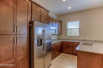 8461 N Gallant Fox Drive, Tucson, AZ 85704 - Photo 35