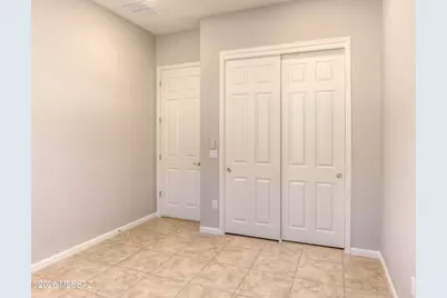 8461 N Gallant Fox Drive, Tucson, AZ 85704 - Photo 21