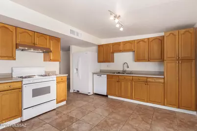 7901 E 2nd Street, Tucson, AZ 85710 - Photo 9