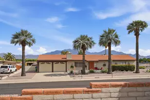 1041 S Abrego Dr, Green Valley, AZ 85614 - Photo 19