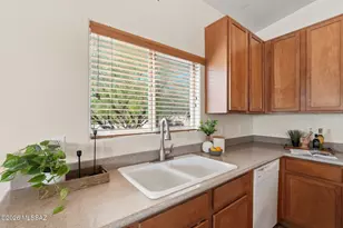 940 N Deep Rock Dr, Vail, AZ 85641 - Photo 13