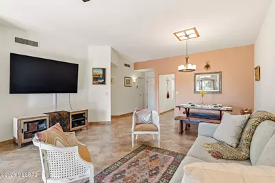 679 W Sunlight Lane, Tucson, AZ 85704 - Photo 5
