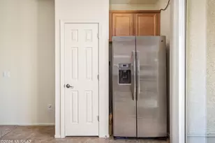 11580 W Bannerstone St, Marana, AZ 85658 - Photo 9