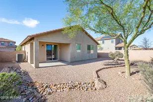 11580 W Bannerstone St, Marana, AZ 85658 - Photo 17