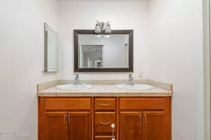 711 N Erin Ave, Tucson, AZ 85711 - Photo 33