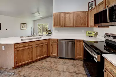 1382 N Thunder Ridge Drive, Tucson, AZ 85745 - Photo 13