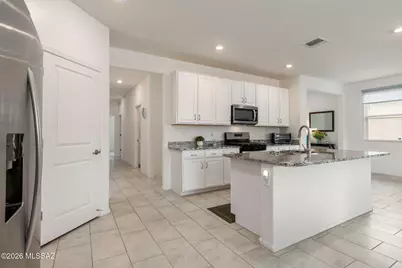 8686 N Calle La Canoa, Tucson, AZ 85742 - Photo 9