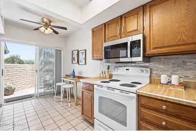 7801 E Hawthorne Street, Tucson, AZ 85710 - Photo 19