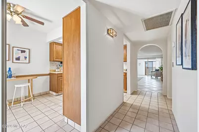 7801 E Hawthorne Street, Tucson, AZ 85710 - Photo 5