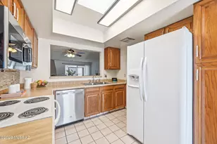 7801 E Hawthorne St, Tucson, AZ 85710 - Photo 17