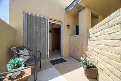 7801 E Hawthorne Street, Tucson, AZ 85710 - Photo 35