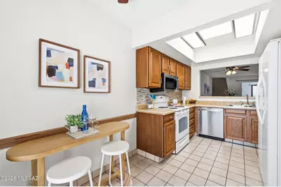 7801 E Hawthorne Street, Tucson, AZ 85710 - Photo 15