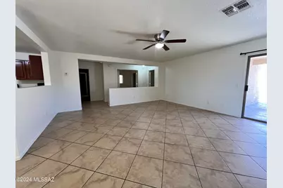 3912 W Oak Springs Trail, Tucson, AZ 85745 - Photo 3