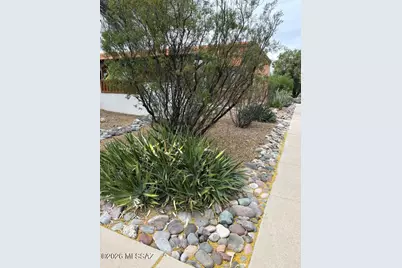 506 W Camino Penasco #B, Green Valley, AZ 85614 - Photo 11