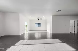 5738 E Hermans Rd, Tucson, AZ 85756 - Photo 7