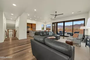 10875 N Poinsettia Dr, Tucson, AZ 85737 - Photo 13