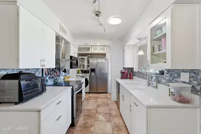 12010 W Hilltop Road, Tucson, AZ 85736 - Photo 9