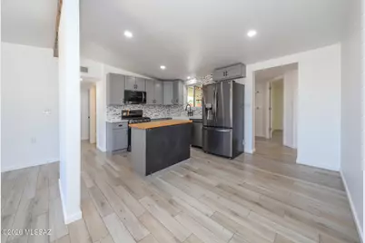 351 S Holcomb Place, Vail, AZ 85641 - Photo 5