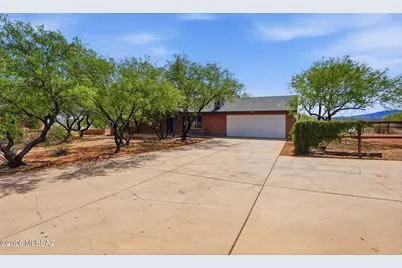 1462 Circulo Sombrero, Rio Rico, AZ 85648 - Photo 7