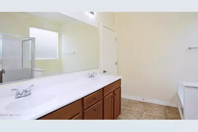 60648 E Eagle Mountain Drive, Saddlebrooke, AZ 85739 - Photo 13