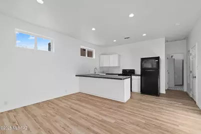 2210 E 6th Street, Tucson, AZ 85719 - Photo 37