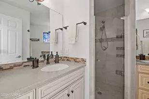 6655 N Canyon Crest Dr, Tucson, AZ 85750 - Photo 13