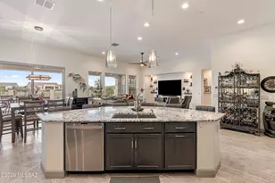 2543 E Wrightson View Dr, Green Valley, AZ 85614 - Photo 17