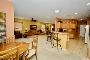 733 W Shadow Wood St, Green Valley, AZ 85614 - Photo 21