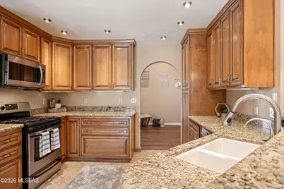 2565 W Brogan Street, Tucson, AZ 85745 - Photo 15