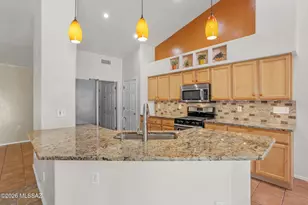 9551 N Crestone Dr, Tucson, AZ 85742 - Photo 9