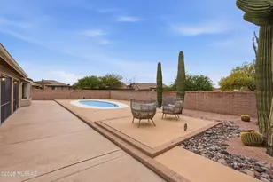 1563 N Rush Creek Ct, Green Valley, AZ 85614 - Photo 5