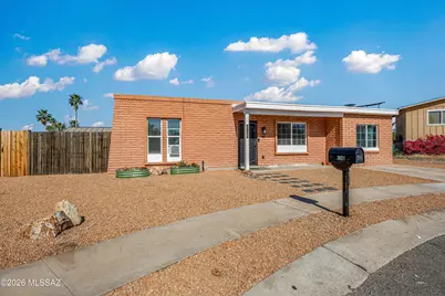 7621 N Shirley Court, Tucson, AZ 85741 - Photo 3