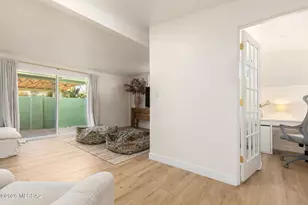 7076 E Arrowhead Dr, Tucson, AZ 85715 - Photo 17