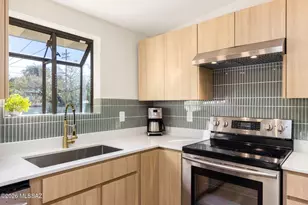 7076 E Arrowhead Dr, Tucson, AZ 85715 - Photo 13