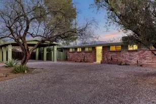 7076 E Arrowhead Dr, Tucson, AZ 85715 - Photo 1